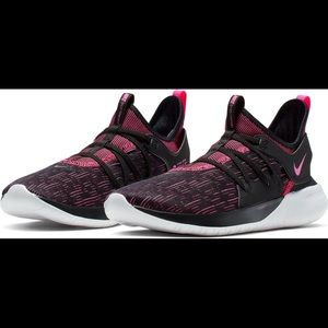 Nike Women’s Flex Contact 3 - PINK